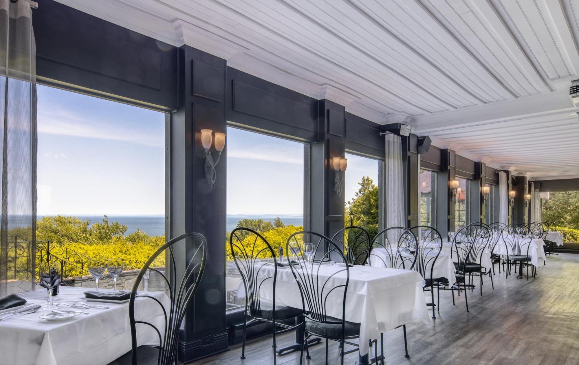 Auberge Des Falaises La Malbaie Exterior photo